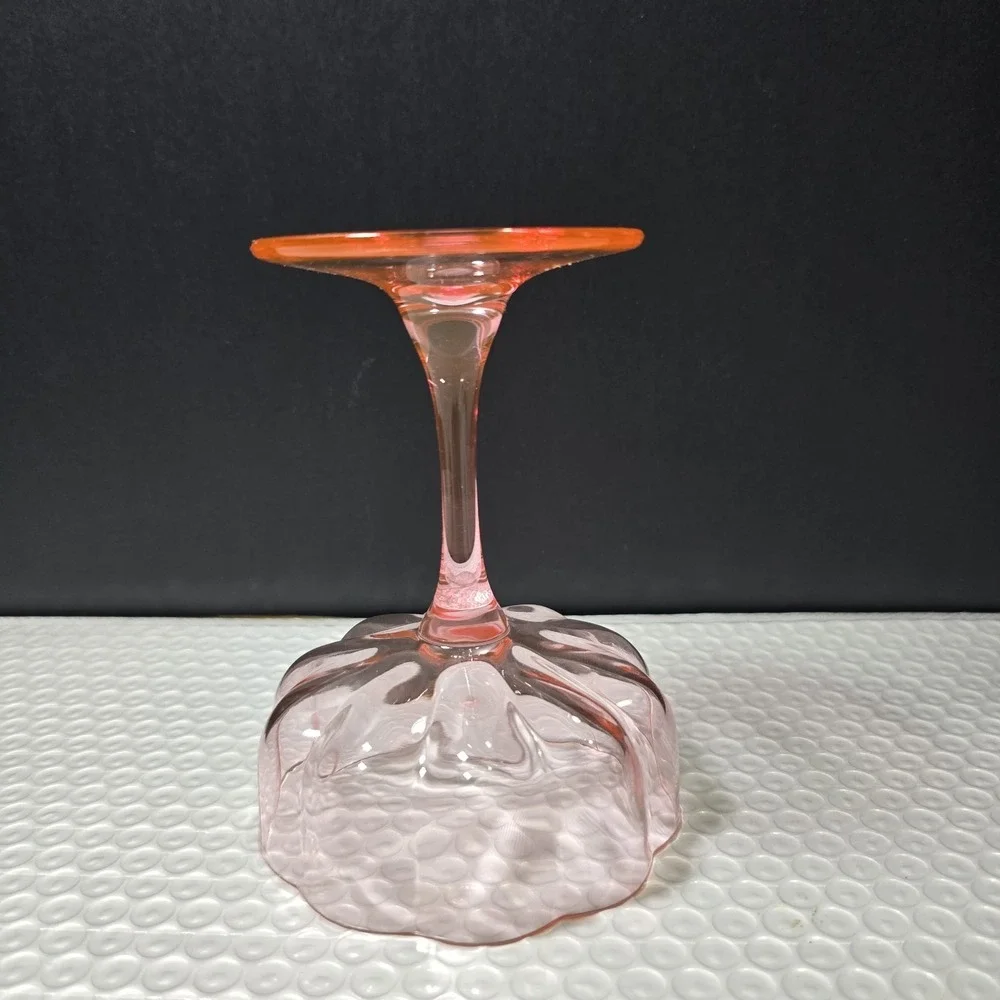 The Wine Savant Flower Shaped Coupe Glass Wavy Pedals Pink